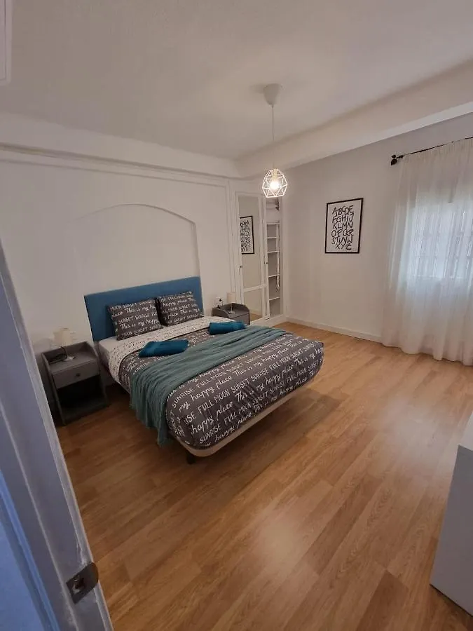 Holidays2Malaga 2 bedroom Armengual de la Mota close shopping center 0*,  España