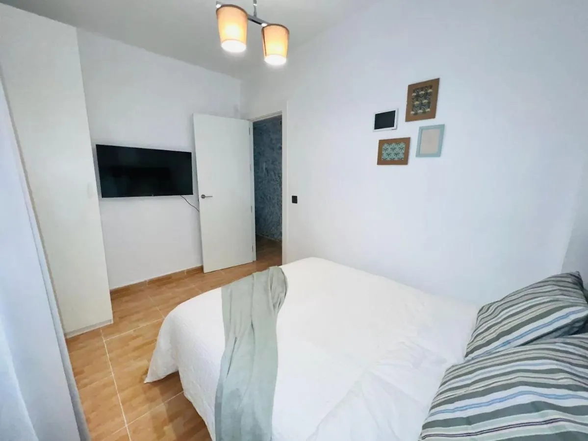 Apartamento Holidays2Malaga 2 bedroom Armengual de la Mota close shopping center