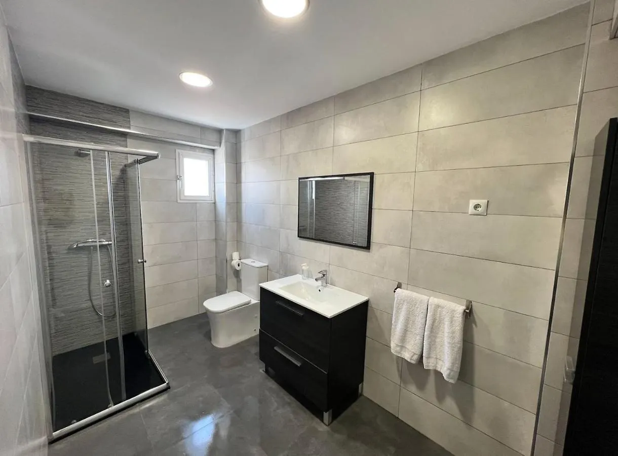 Apartament Holidays2Malaga 2 Bedroom Armengual De La Mota Close Shopping Center