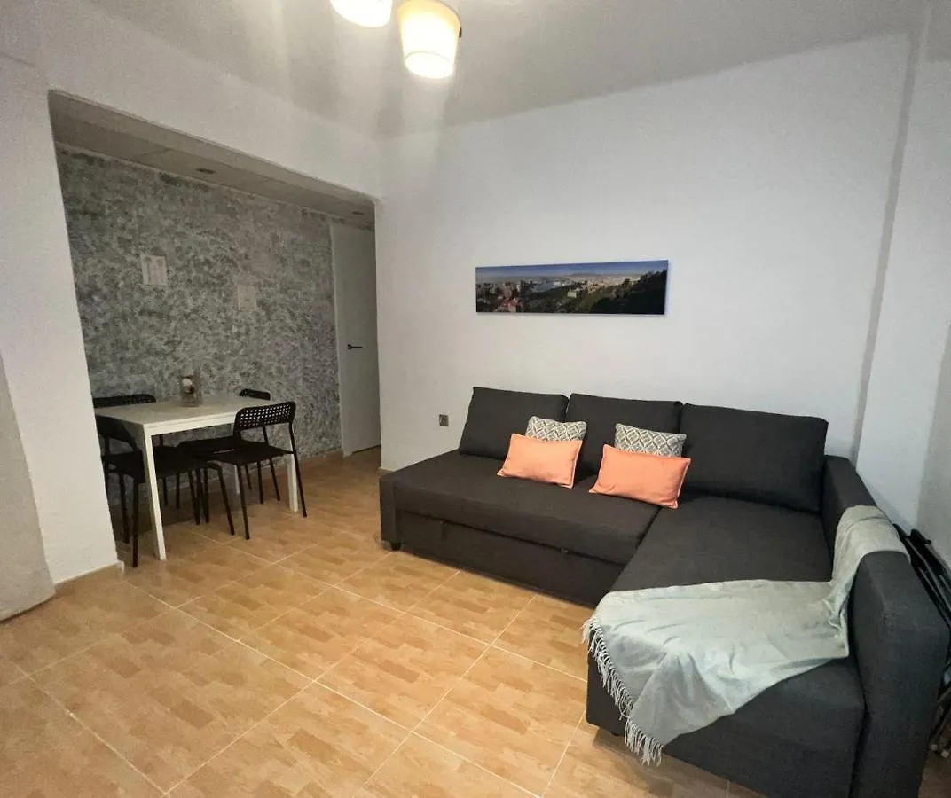 Apartamento Holidays2Malaga 2 bedroom Armengual de la Mota close shopping center España