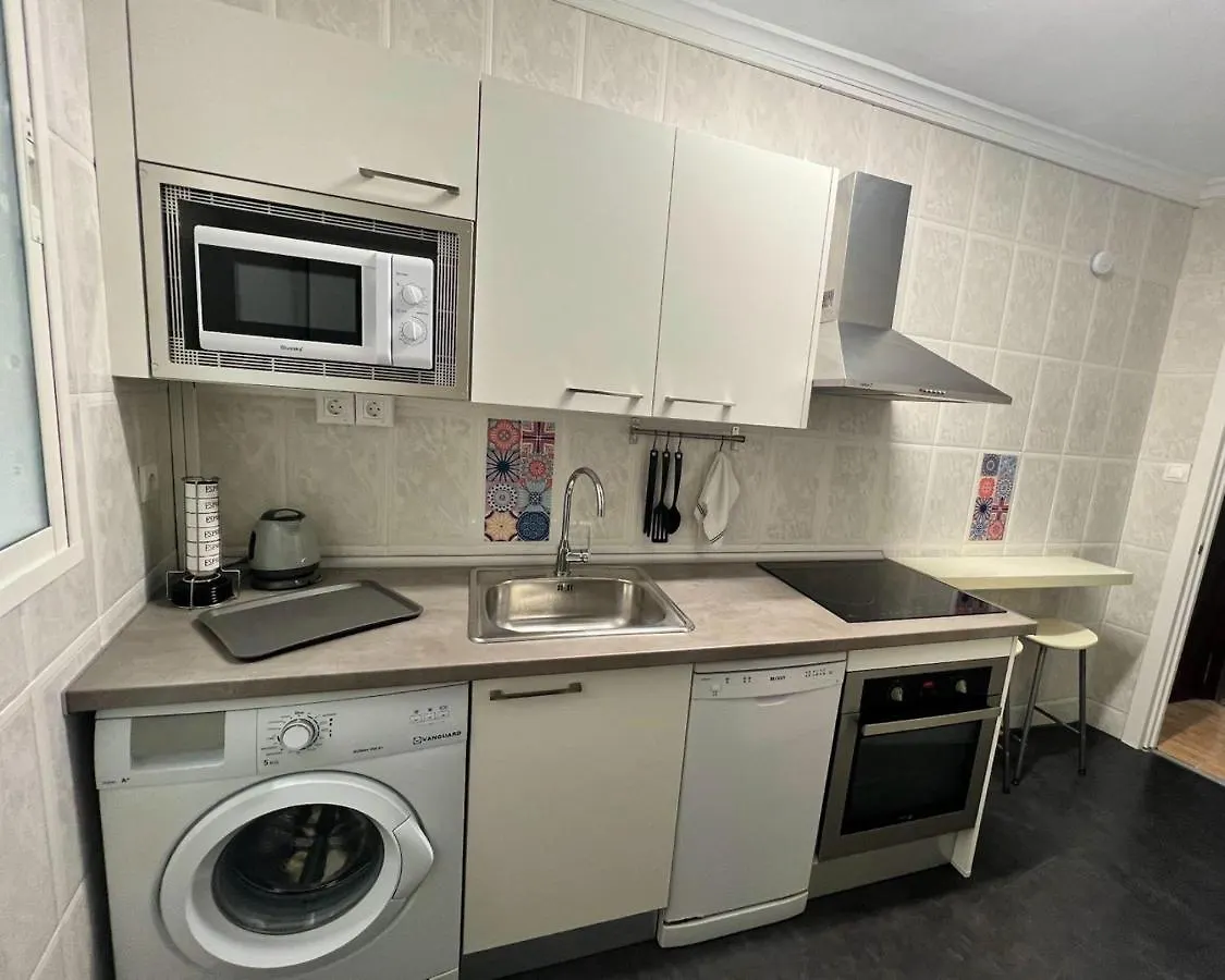 Apartament Holidays2Malaga 2 Bedroom Armengual De La Mota Close Shopping Center