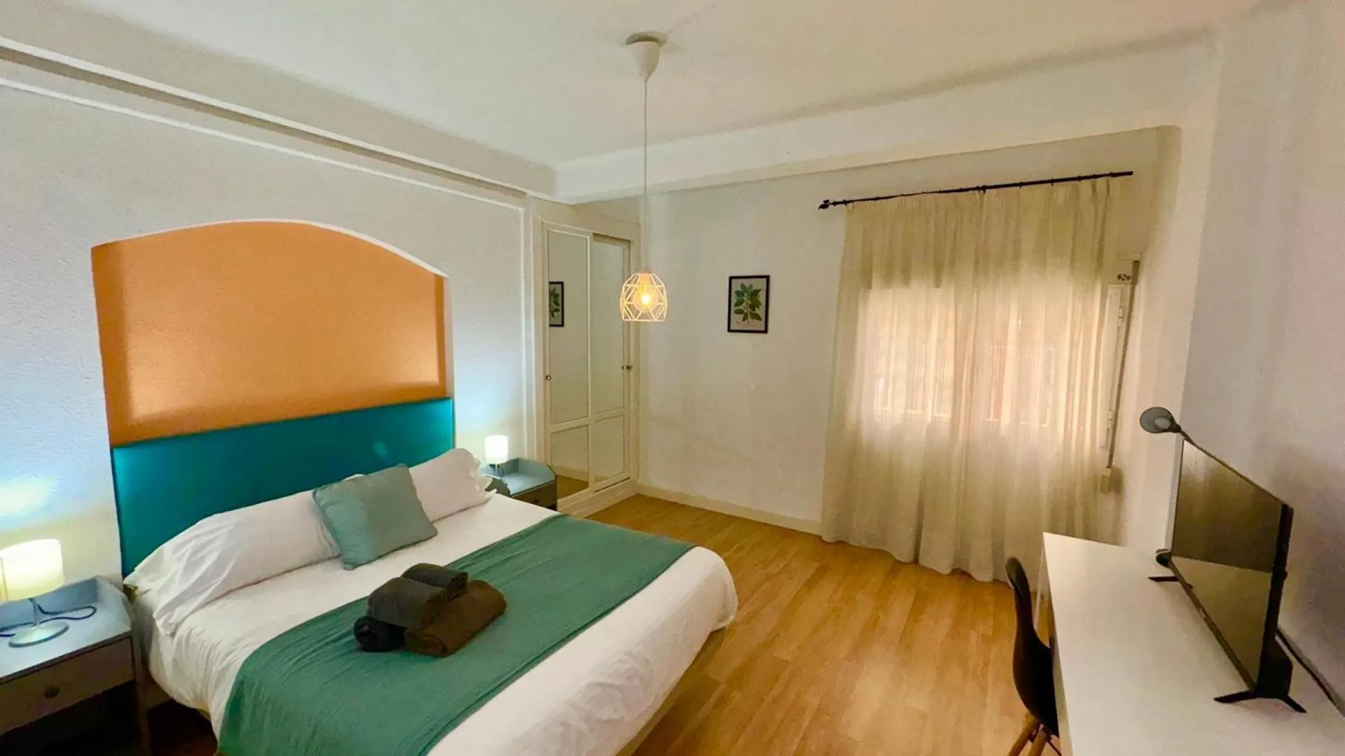 Holidays2Malaga 2 Bedroom Armengual De La Mota Close Shopping Center 0*,